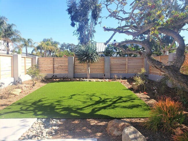 Building Photo - Modernized, 3BD/2BA House in Leucadia: Minutes to Beach, Town, YMCA!
