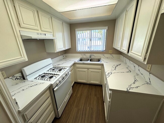 Building Photo - Coastal Living in Port Hueneme – 2 Bedroom Condo with Community Amenities