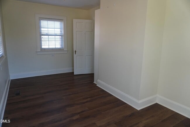 Building Photo - 1203 S Main St