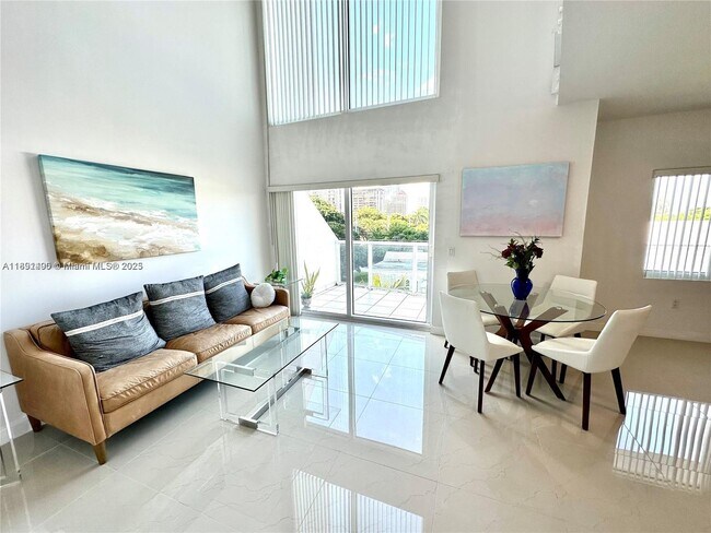 Building Photo - 1650 Brickell Ave