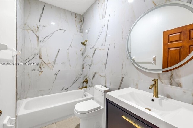 Building Photo - 4499 W Whitewater Ave