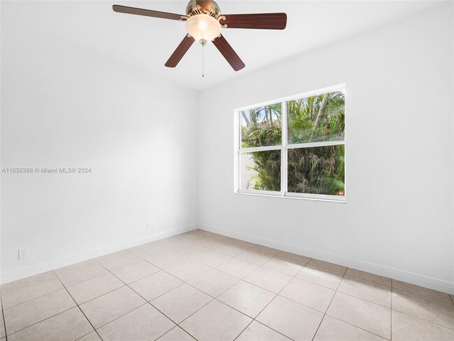 Building Photo - 6450 NW 106th Terrace