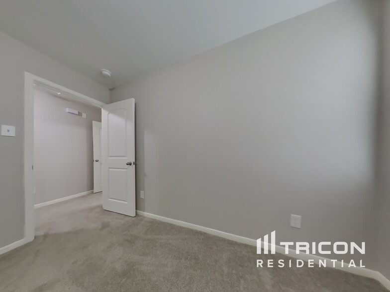 Building Photo - 612 Totem Trail Dr