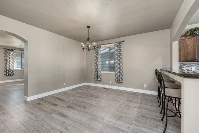 Building Photo - 5344 W Los Flores St