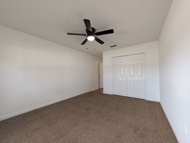 Building Photo - 124 Plantation Point Dr