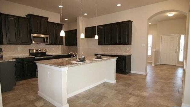Building Photo - 5633 Briar Fld