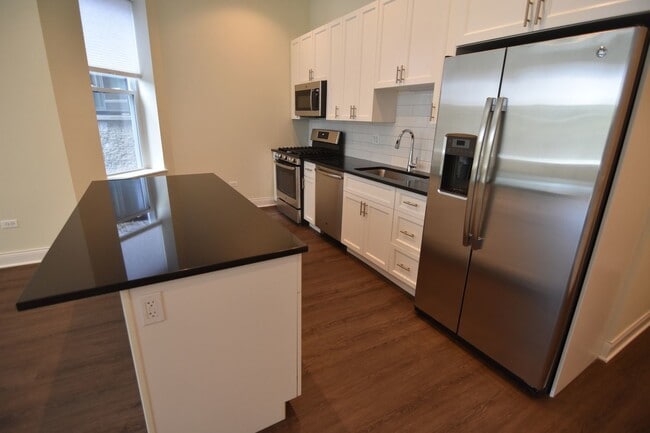 Building Photo - 3538 N Fremont St