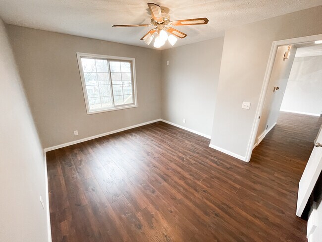 Building Photo - 5214 S 82nd St