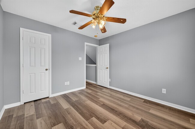 Building Photo - 8253 Fuqua Gardens Dr