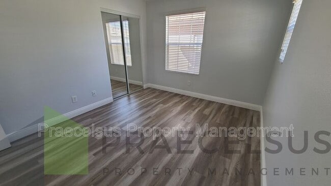 Building Photo - 4205 Tierra Bonita