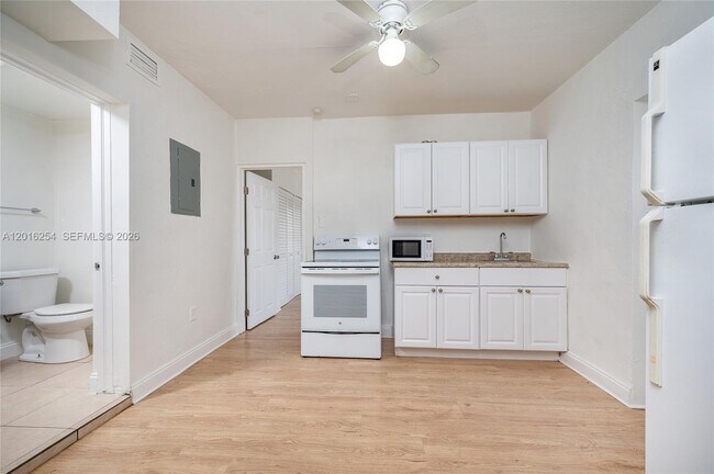 Building Photo - 9050 NW 31st Ave