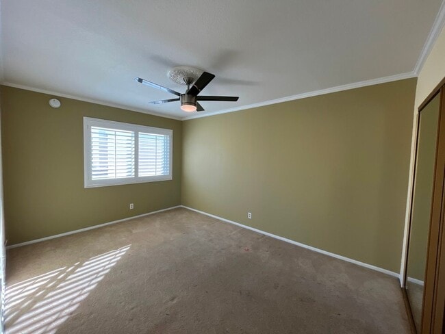 Building Photo - READY FOR MOVE-IN! 2+2.5 w/bonus room + al...