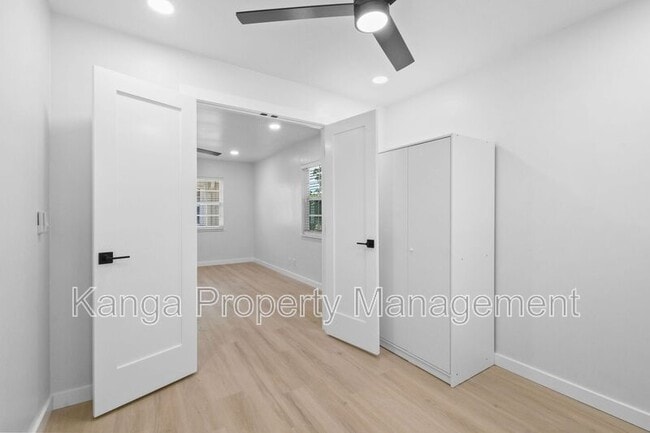 Building Photo - 800 Tropic Blvd