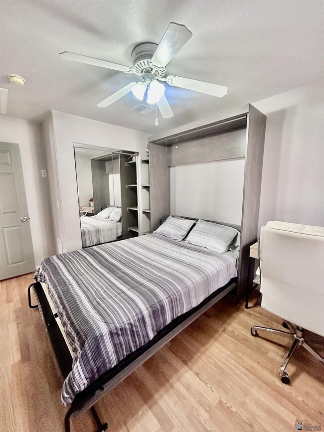 Building Photo - 13407 E 55th St