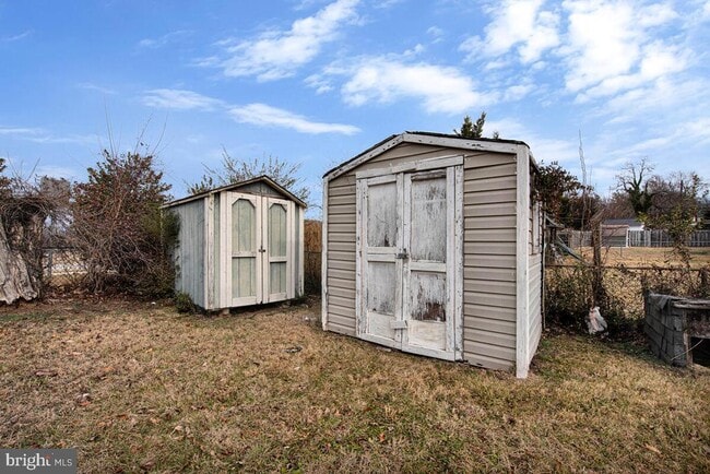 Building Photo - 908 Shelby Dr