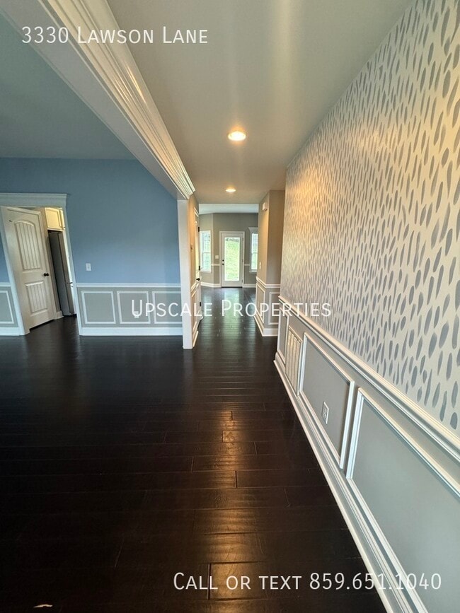 Building Photo - 3330 Lawson Ln