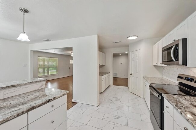 Building Photo - 933 Keith Pumphrey Dr