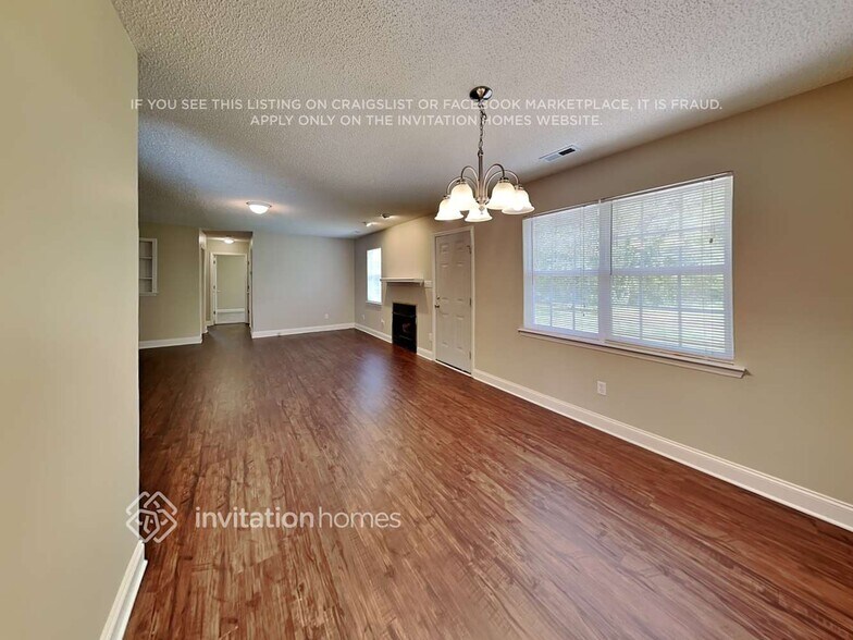 Building Photo - 2017 Briarberry Ln