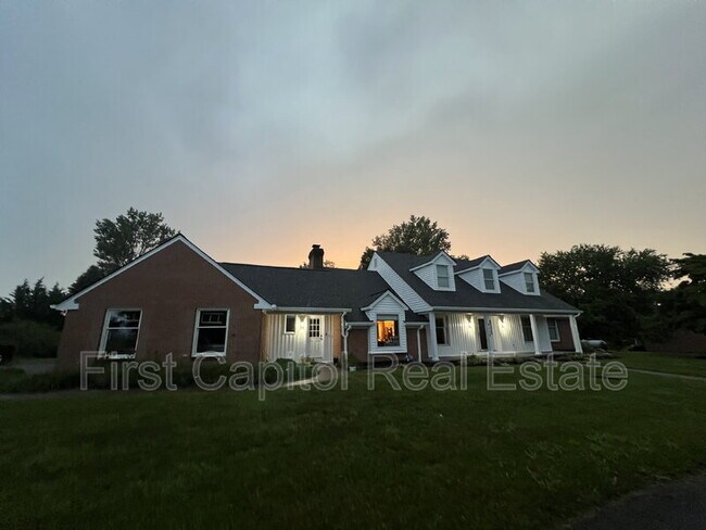 Building Photo - 8112 Pete Wiles Rd