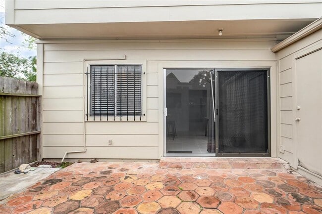 Building Photo - 14711 Barryknoll Ln