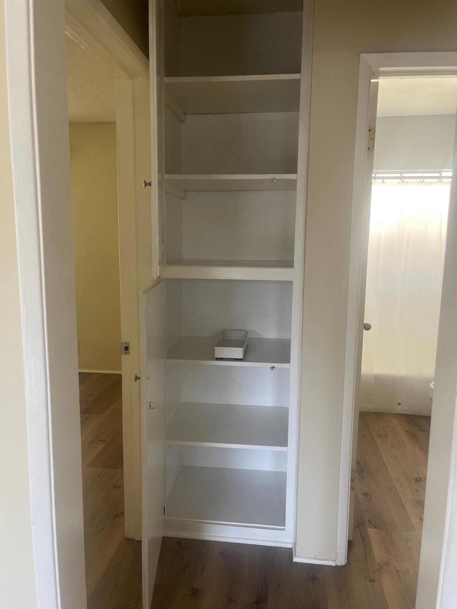 Building Photo - 9000 E Arcadia Ave