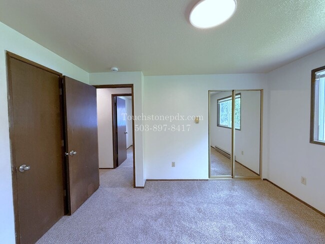 Building Photo - MFP-00108