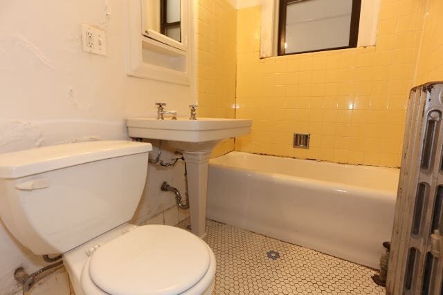 Building Photo - 4349 N Damen