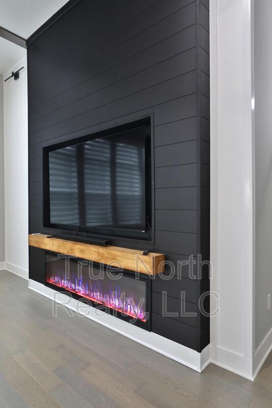 Building Photo - 2246 Koester Trce