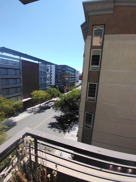 Primary Photo - 1465 C St