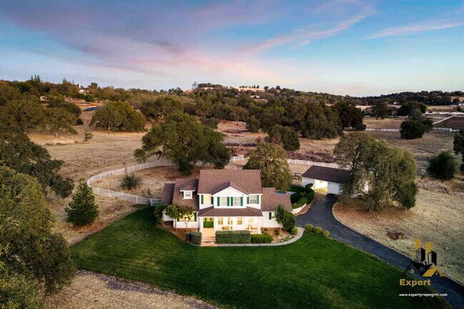 Building Photo - 5291 Bryant Rd