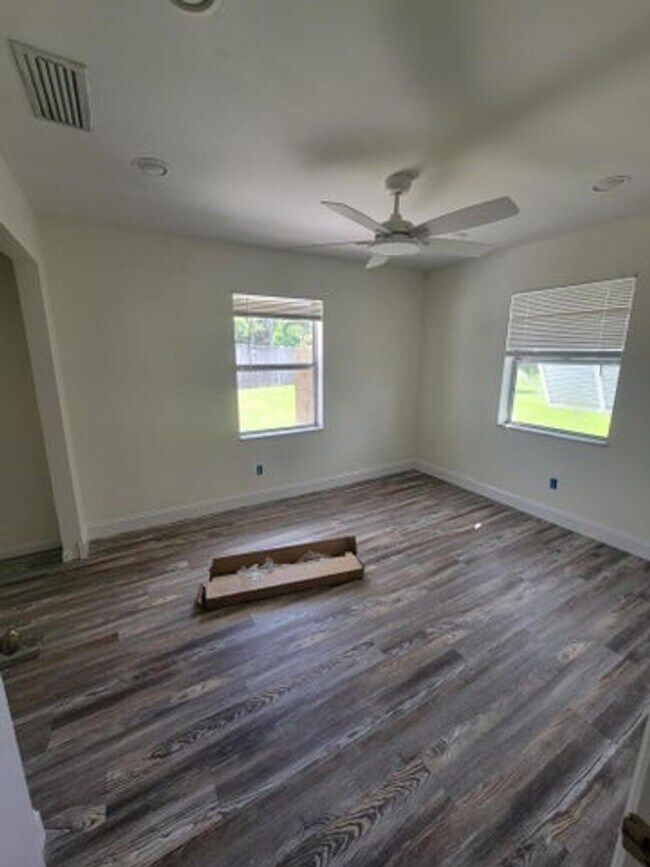 Building Photo - 167 Wandering Trail, Jupiter, FL 33458