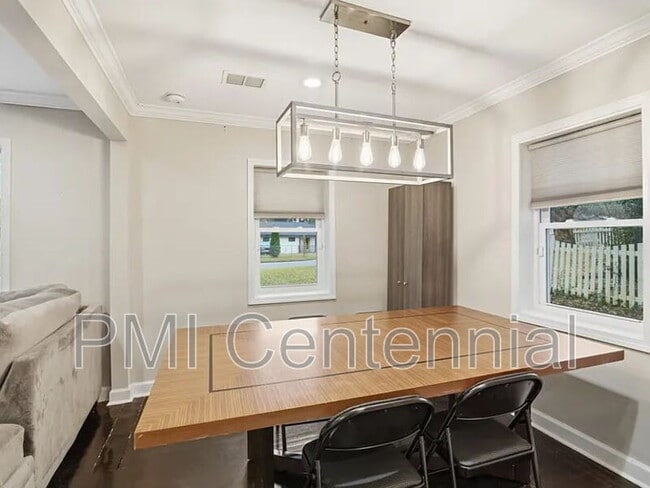 Building Photo - 1373 Benteen Way SE