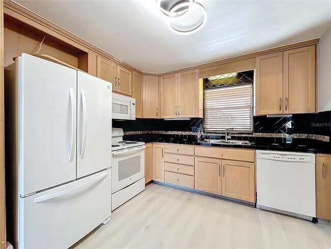 Building Photo - 3717 46th Ave S