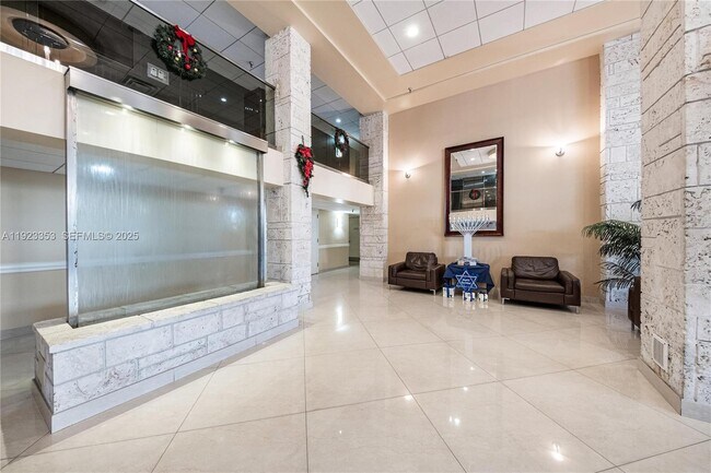 Building Photo - 290 174th St St