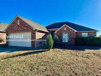 Building Photo - 1412 W 117th St S