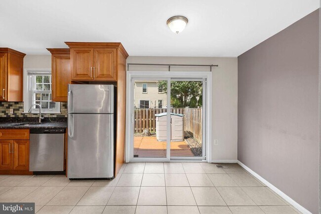 Building Photo - 10326 Colony Park Dr