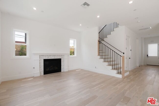 Building Photo - 12470 Lucile St