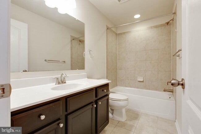 Building Photo - 7048 Foxton Way