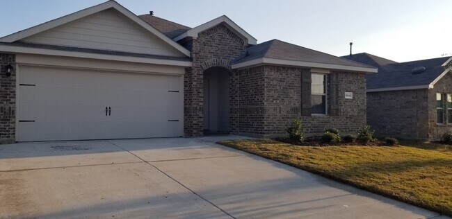 Building Photo - Barzona