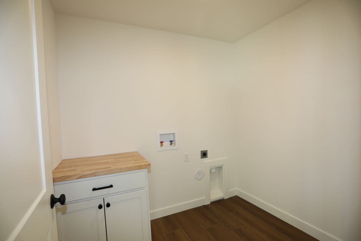 Building Photo - 4408 Royal County Rd