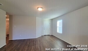 Building Photo - 7136 Quarter Moon