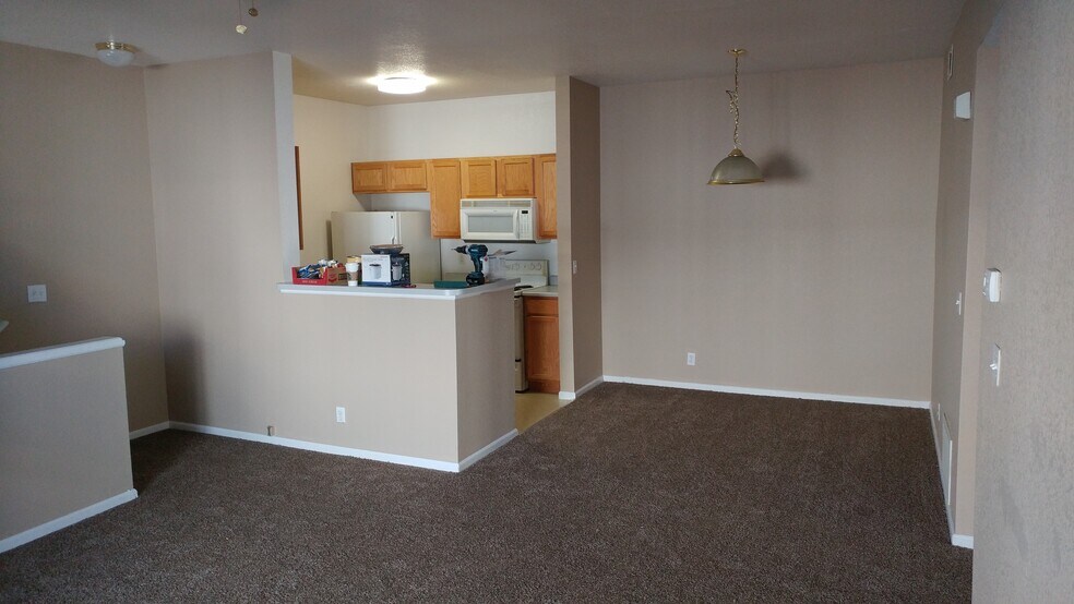 Building Photo - 18493 E Kepner Pl