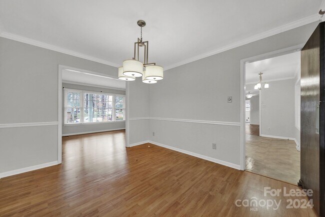 Building Photo - 5922 Coatbridge Ln