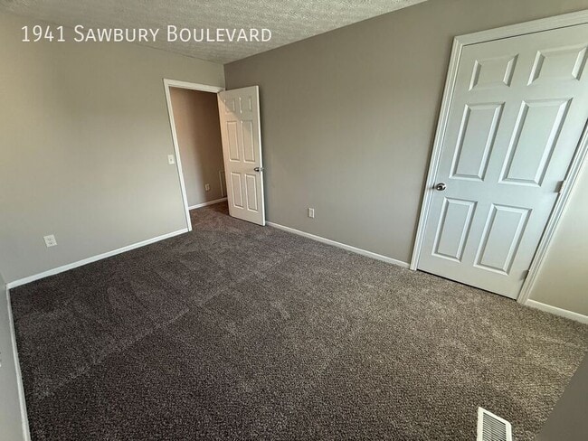 Building Photo - 1941 Sawbury Blvd