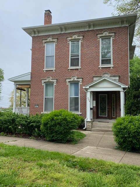 Building Photo - 304 Perrin Ave