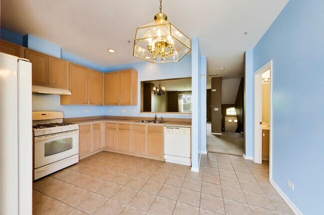 Building Photo - 8339 Concord Dr