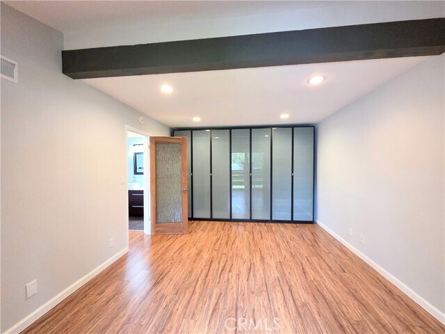 Building Photo - 3701 Country Club Dr