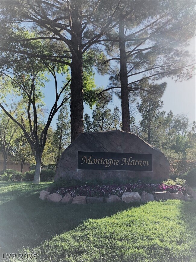 Building Photo - 10916 Bandol Pl