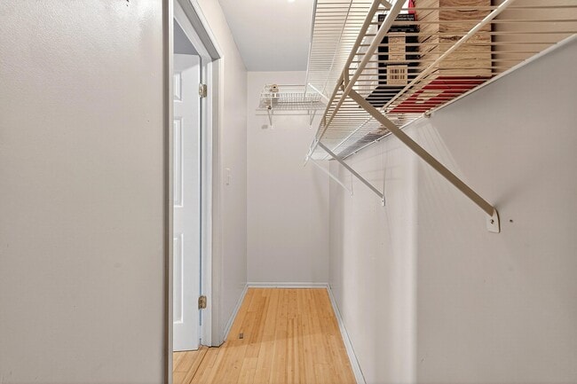 Building Photo - 144 Cherry St