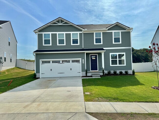 Building Photo - 4 Bedroom, 2.5 Bath Home w/ Office and 2 Car Garage